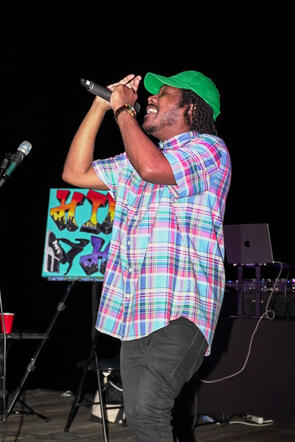 Elzhi Elzhi